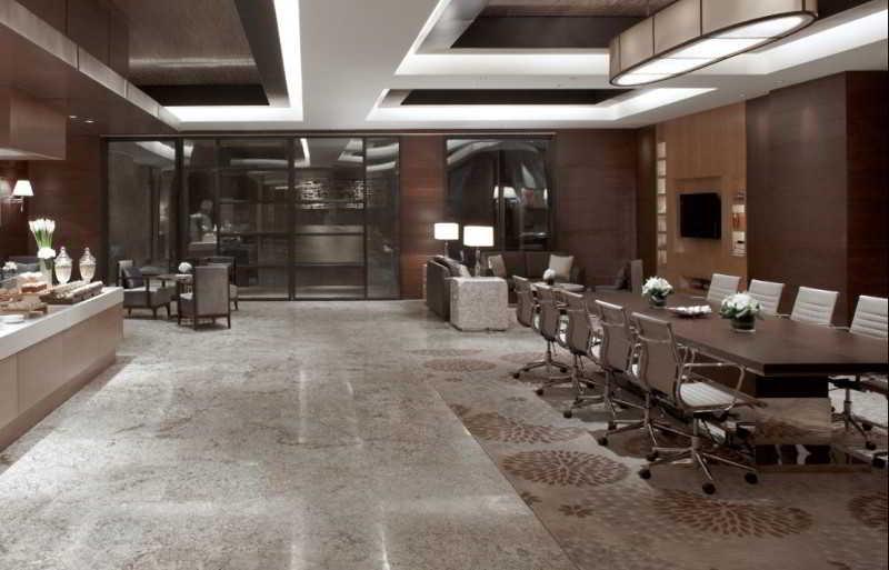 Shanghai Marriott Hotel Pudong East - Only A 30 Minute Drive From Disney Exterior photo